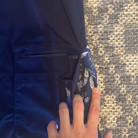 Figs Limited Edition Scrub Top - Picture 3 of 4